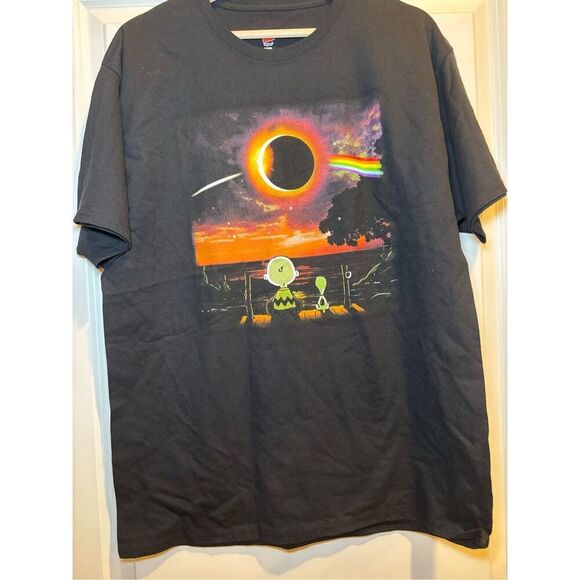 Charlie Brown Eclipse T-shirt size - Large - Picture 1 of 2